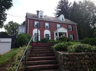 78 Waban Hill Rd N, Newton, MA 02467