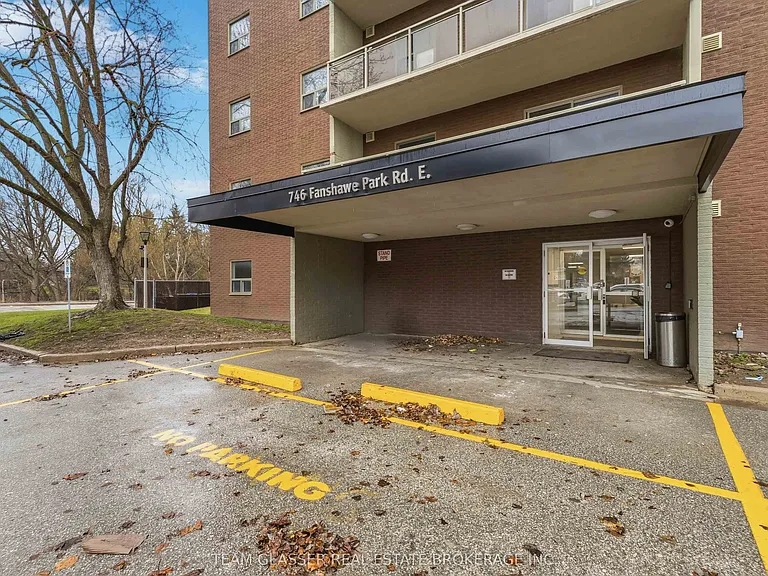 746 Fanshawe Park Rd E #401 — Photo 4
