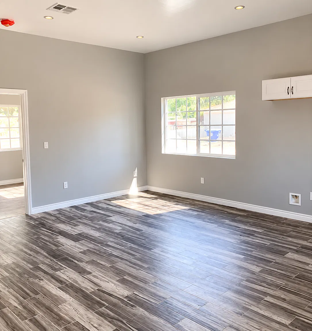 3 bed, 1200 sqft, $3,300 — Photo 3