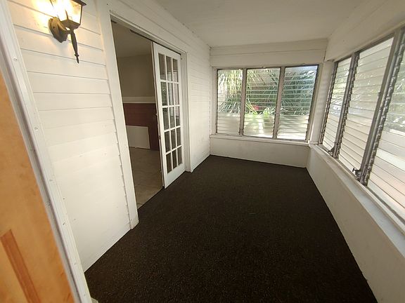 3rd image of 940 6th St N APT 2