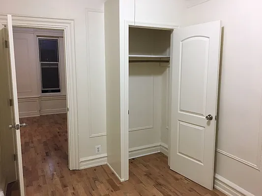 Rented by Nooklyn NYC LLC | media 21