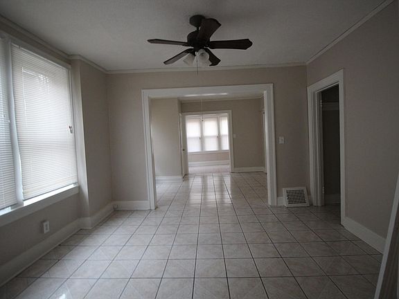 2nd image of 17 N Saint James St APT 1