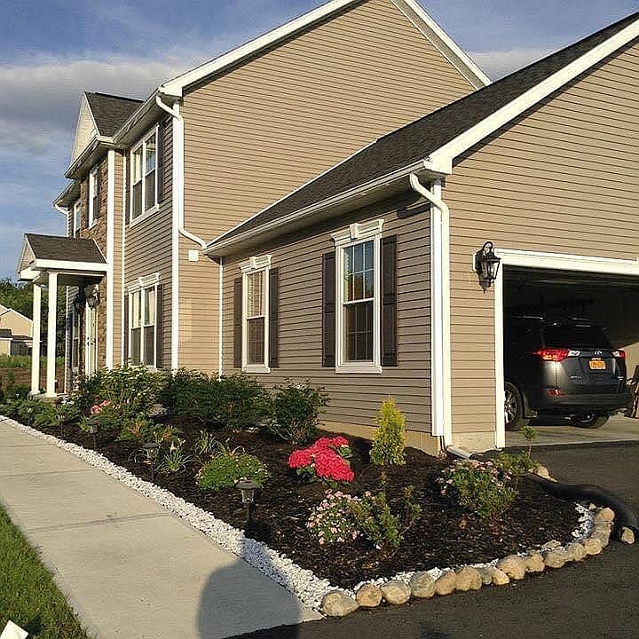 2nd image of 9 Fenlon Ln