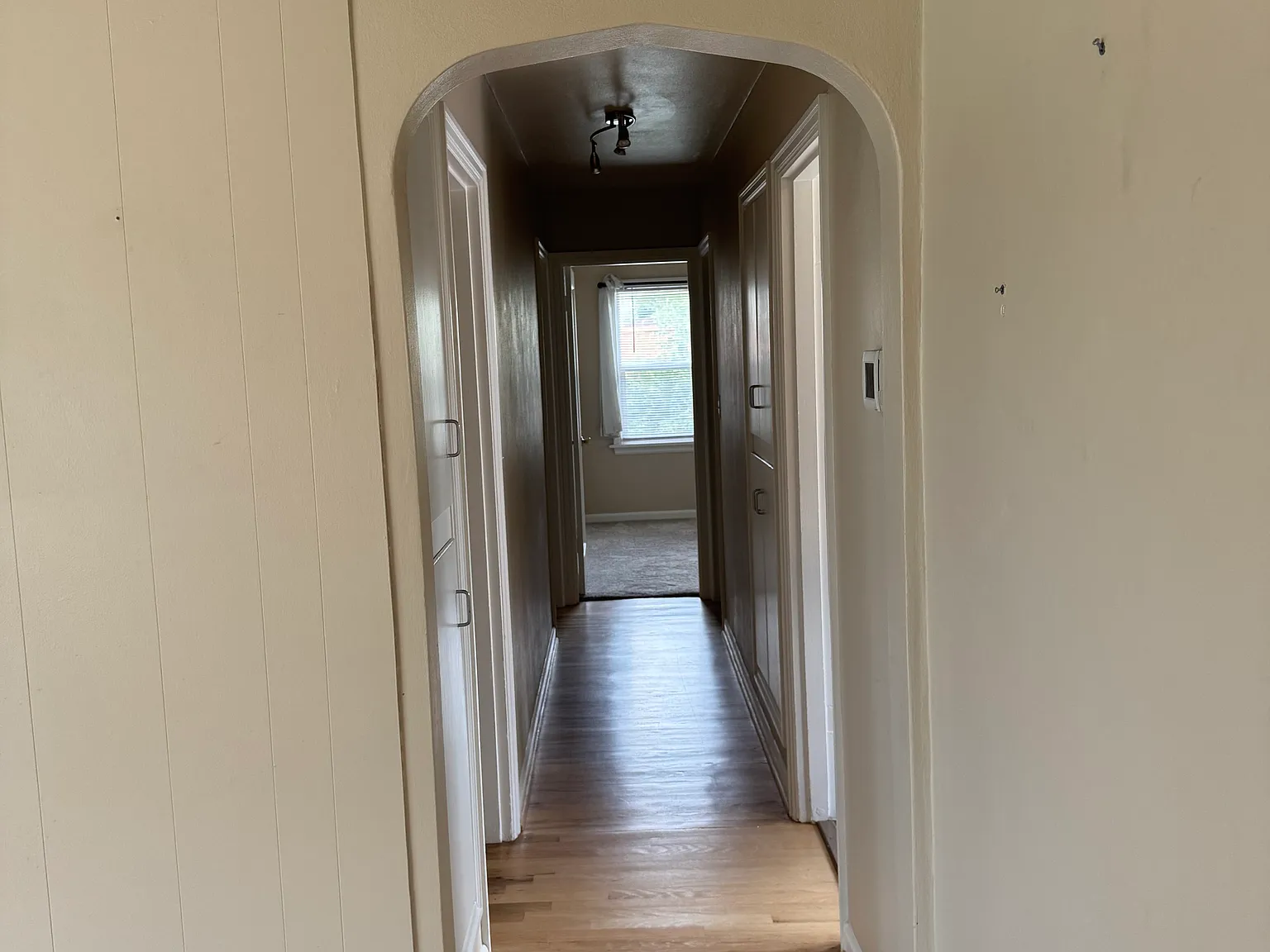 3 bed, 1000 sqft, $2,800 — Photo 4