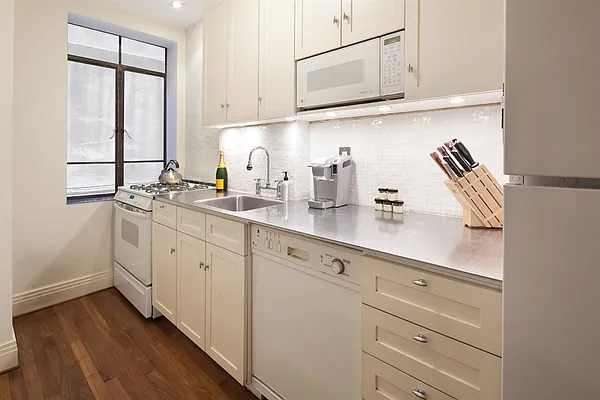 Sold by Corcoran | media 18