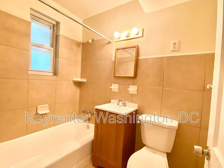 4615 Central Ave NE #B — Photo 18