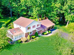 613 Grooms Rd, Clifton Park, NY 12065
