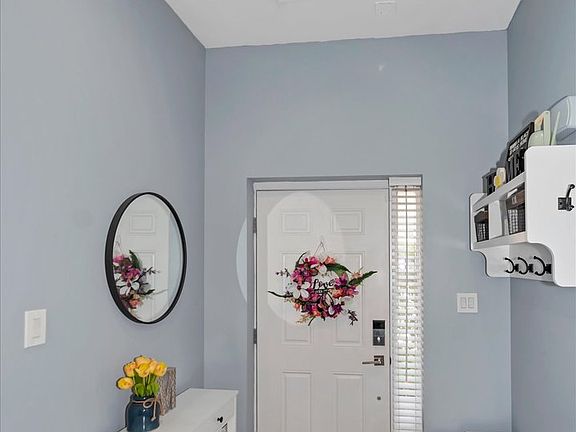4th image of 4946 S Drexel Blvd Unit E