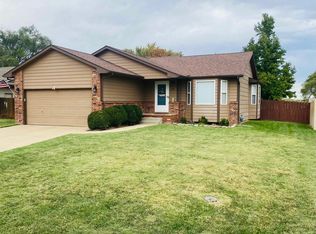 516 Plantation St, Maize, KS 67101