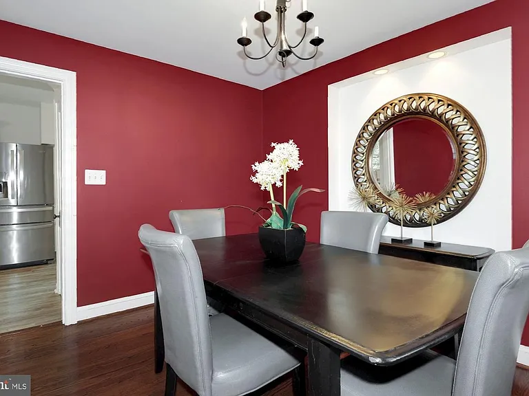 3710 Burrows Ave — Photo 20