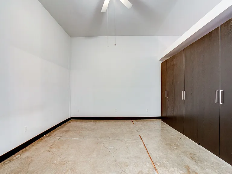 Vandever Lofts — Photo 43