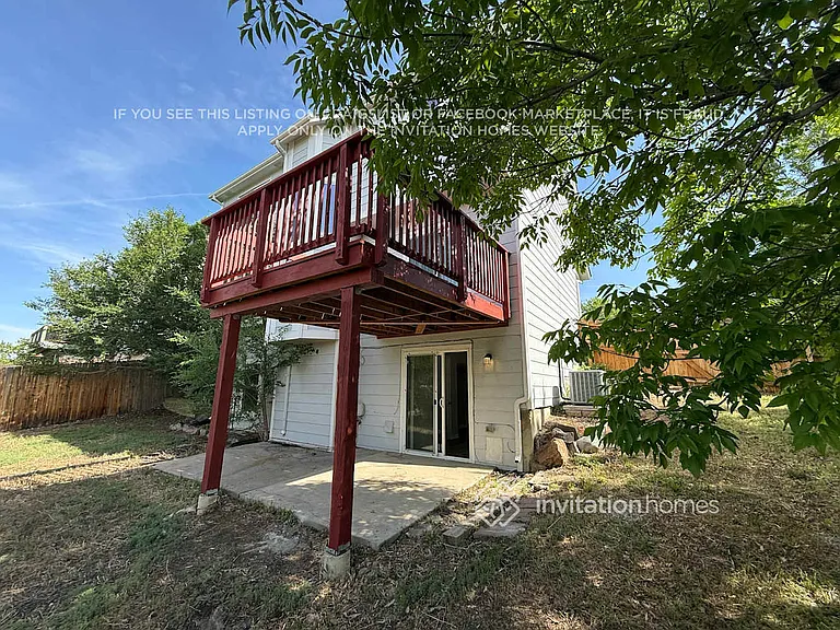 10541 Cherry St — Photo 17