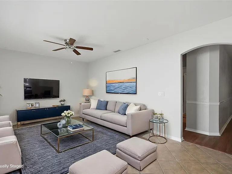10215 Lakeside Vista Dr — Photo 10