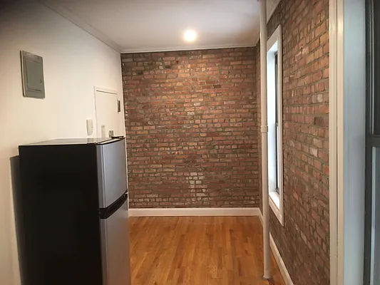 Rented by Skyline Realty LLC II | media 13
