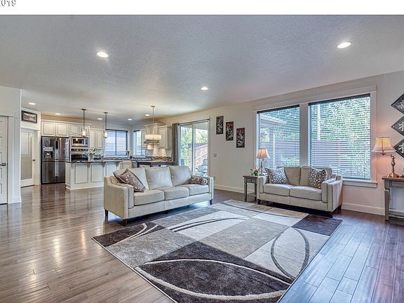 4th image of 1591 NE 154th Ave