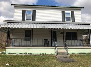118 4th St, Bretz, WV 26524