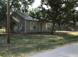 505 Smith Rd, Kerrville, TX 78028