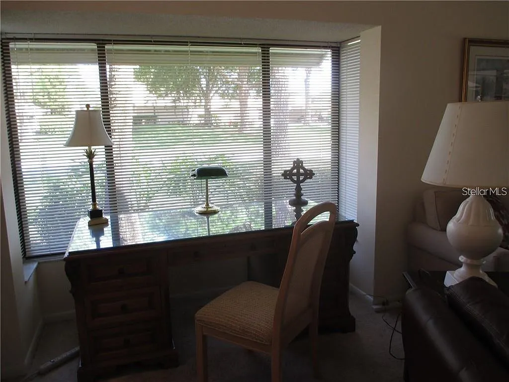 2 bed, 2.0 bath, 1080 sqft, $4,000 — Photo 4
