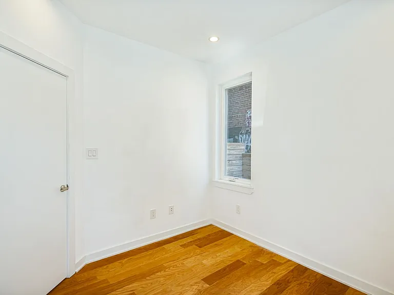 1326 N Mascher St #N — Photo 13