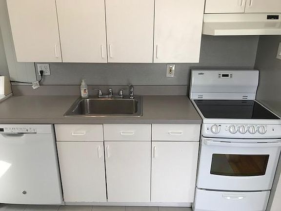5th image of 8010 Germantown Ave APT C