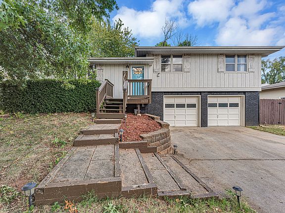 3rd image of 3233 W Glenwood Street