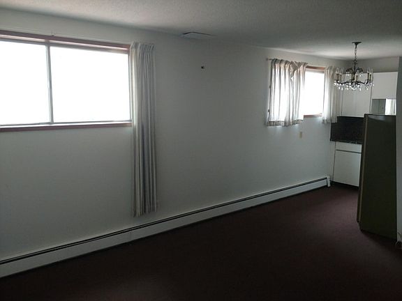 3rd image of 9516 74th Ave NW