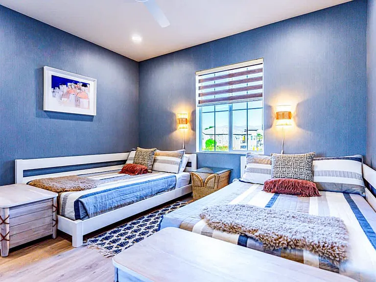 Passagio Lago Way — Photo 100
