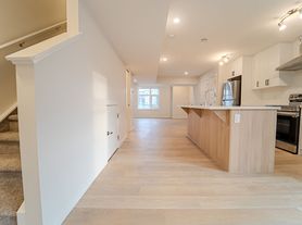 Amazing Incentives! 2 Month Free Rent All Units at 20 Masters Drive SW - SF168