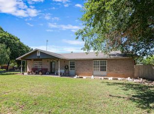 219 E Mountain View Dr, Burnet, TX 78611