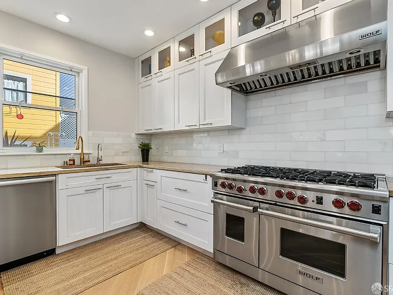 1159 Pacific Ave — Photo 8