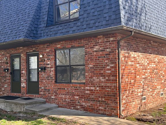 3rd image of 530 N Lone Pine Ave #538