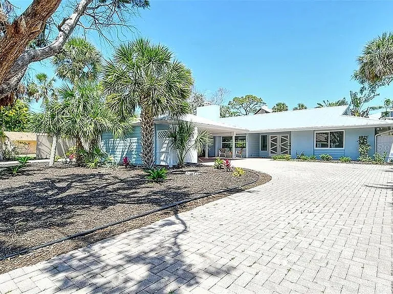 4852 Featherbed Ln — Photo 2