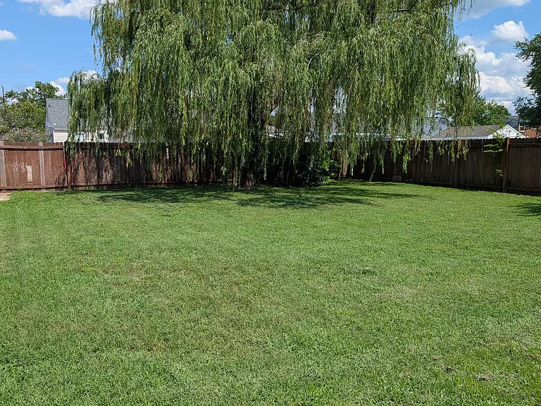 1715 Wakefield Ave — Photo 23