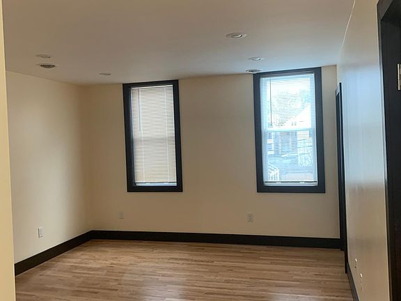 5th image of 2221 14th St #1