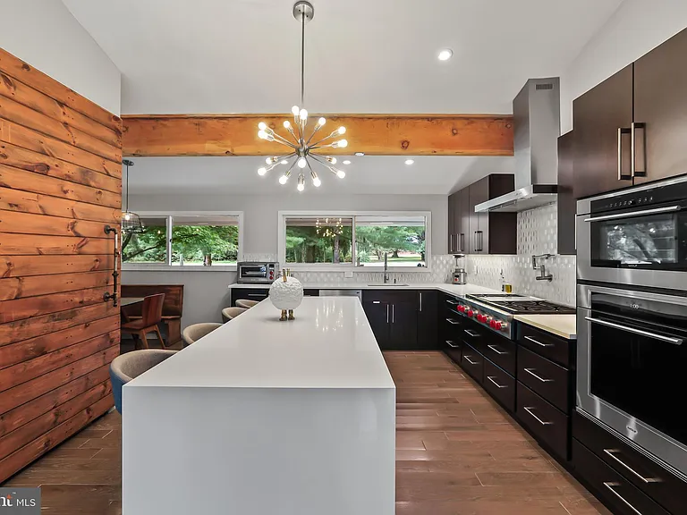 1004 Mercer Rd — Photo 10