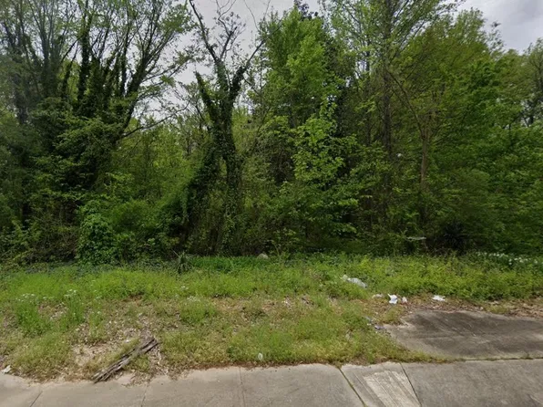 999 W Raines Rd, Memphis, TN 38109