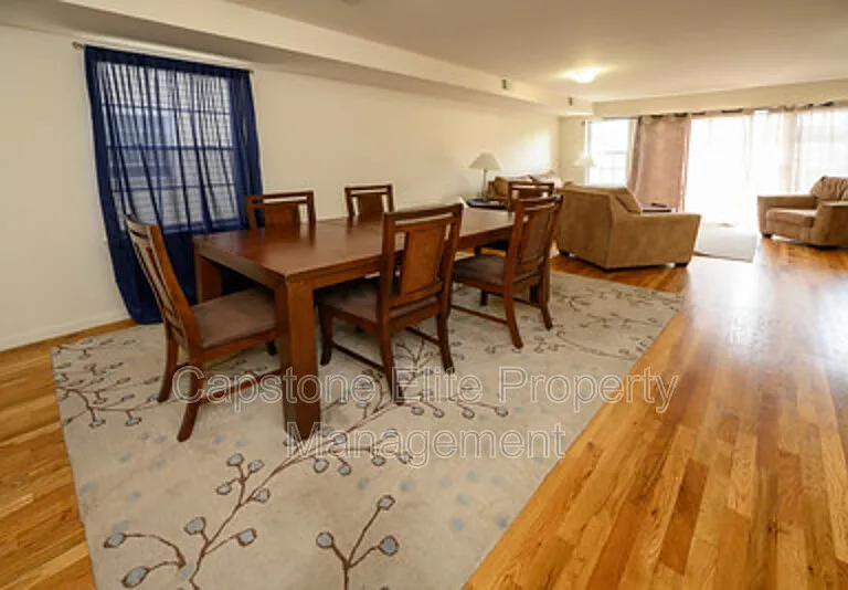 117 Hudson St #2-2-3 — Photo 2