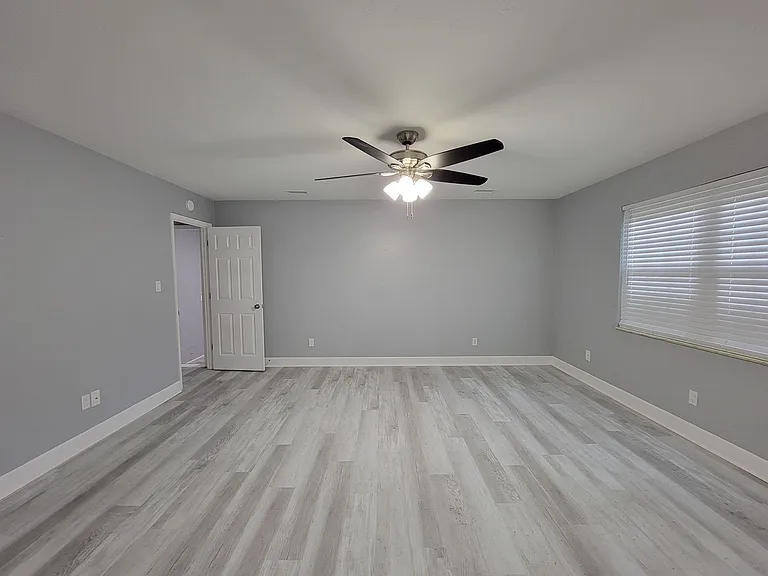 3714 Wicklow Cir — Photo 18