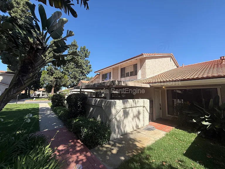 361 Jalisco Ct — Photo 3