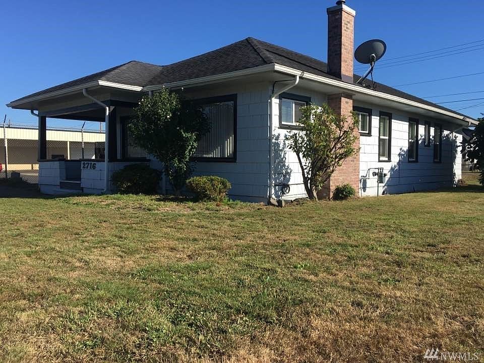 1st image of 2716 Simpson Ave