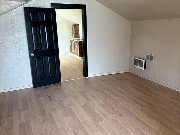 4th image of 16853 Log Cabin St #5