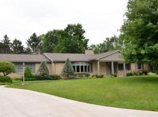 15570 Hearthstone Dr, Mishawaka, IN