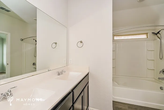9732 Walnut Cove Dr — Photo 11