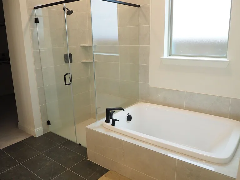 2613 Rosewood Way — Photo 19