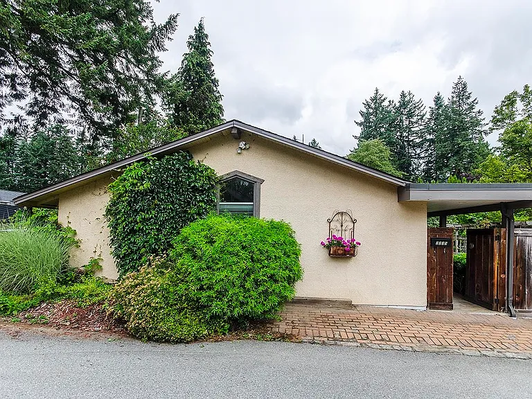 2233 Alden Ln — Photo 15