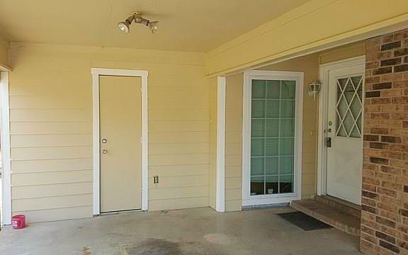2nd image of 4616 Wineberry Dr