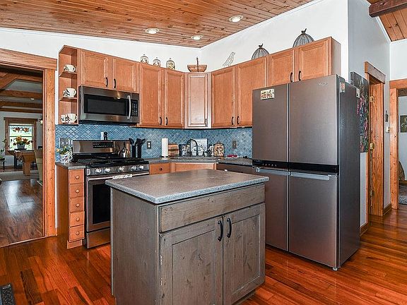 4th image of 3138 W Mitchell Rd