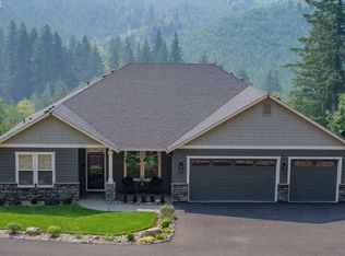 232 Rapids Dr, Kalama, WA 98625