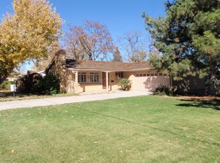 649 W Ridge Rd, Littleton, CO 80120