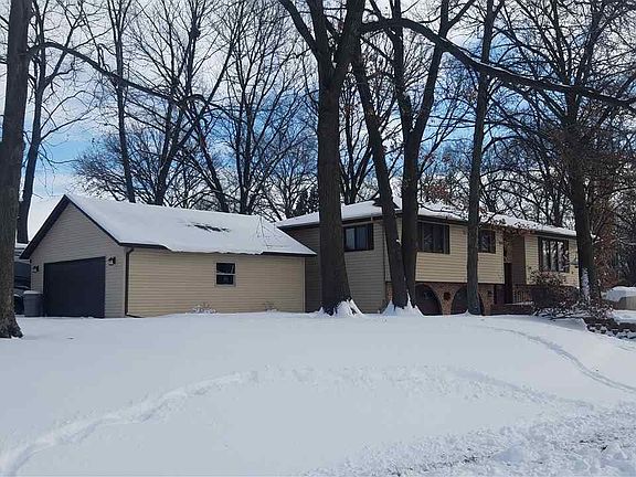 2nd image of 125 Hillcrest Dr